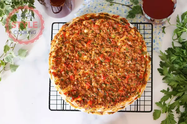 Turkische Pizza(Lahmacun)